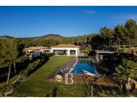 villa de luxe à louer à auriol : 15 000 €/mois | 15000m²