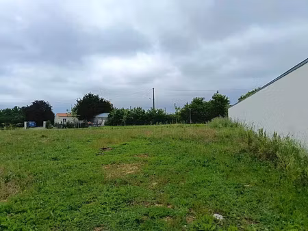 vente terrain 292 m² à le thou (17290)  58 500 €