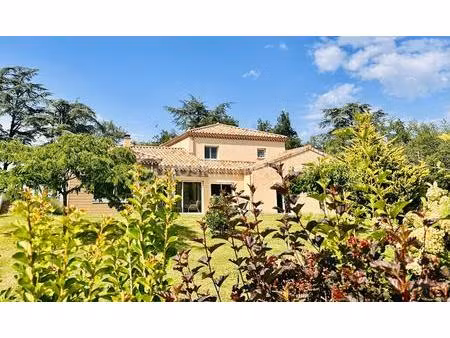 propriété de 172 m² à saint-romain-d'ay