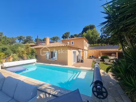 maison de 130 m² à carqueiranne
