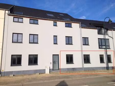 appart lumineux de 107m2  peb a  2 ch à 500m du centre