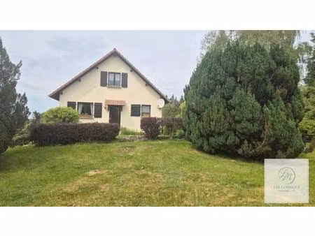 maison situe sur les hauteurs de ruaux