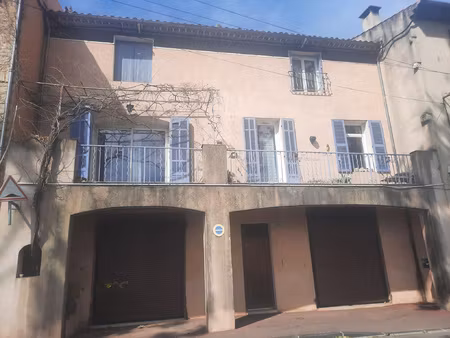 maison de village de type t7 de 338m2 + jardin de 220m2