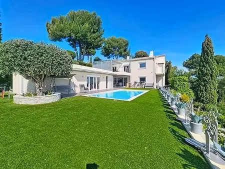 villa 8p de 220m² vue mer et montagnes