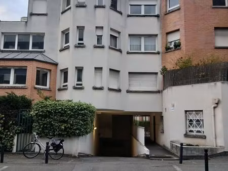 location parking / garage sous sol / aubervilliers