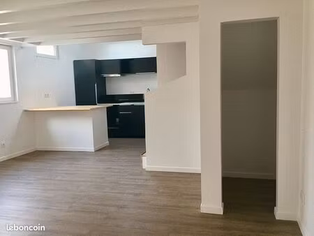 maison t2 de 36m2 - sans jardin - quartier gajac