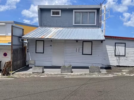 vente locaux professionnels 293 m² à fort de france (97200)  428 571 €