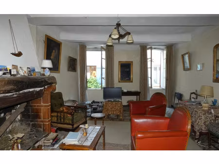 maison aups 161 m² t-5 à vendre  115 000 €