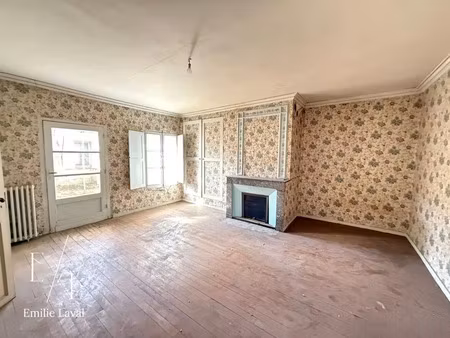 vente immeuble 9 pièces 205 m² à sainte-foy-la-grande (33220)  108 000 €