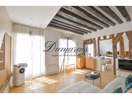 75004 paris - 2 pieces standing location -