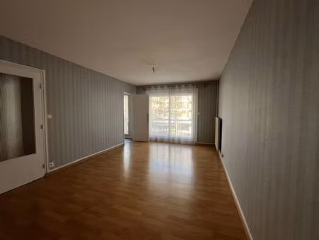 location appartement 2 pièces 50 m² à le grand-quevilly (76120)  685 €
