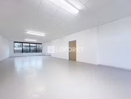 location locaux professionnels 0 pièces 84 m² à angers (49000)  1 200 €