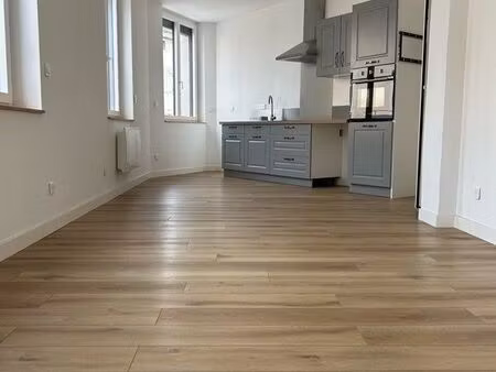 loue appartement 65m2