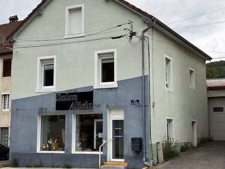 appartement duplex t5 de 92 m² habitables à louer – dans maison individuelle à st hippolyt