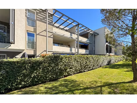 appartement fréjus 63.23 m² t-3 à vendre  302 100 €
