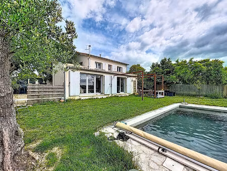 maison 130 m² avec 4 chambres  jardin et piscine au calme proche montpellier