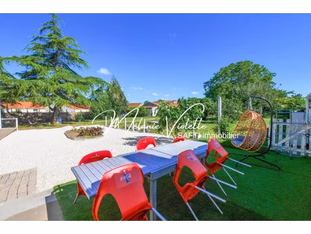 vente maison 9 pièces 222 m² les magnils-reigniers (85400)
