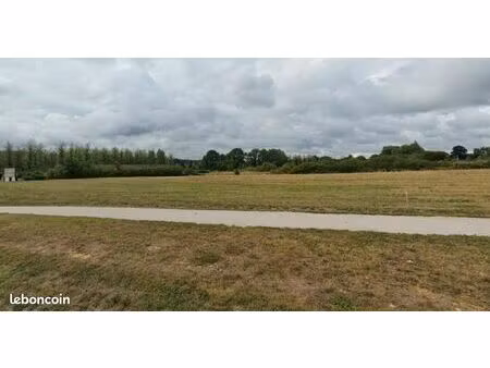 terrain 561 m² soulitre