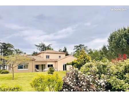 propriété 7 pièces 175 m²