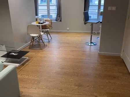 loue magnifique t2 50m2  meublé  vieux lille rue de la clef