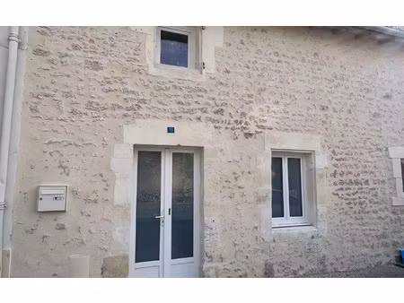 location maison  45.75 m² t-2 à saint-julien-de-l'escap  645 €