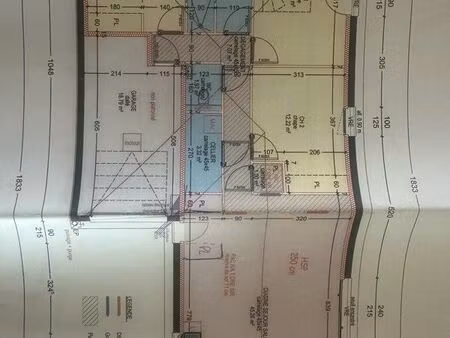 terrain 700 m2 avec permis de construire acquis