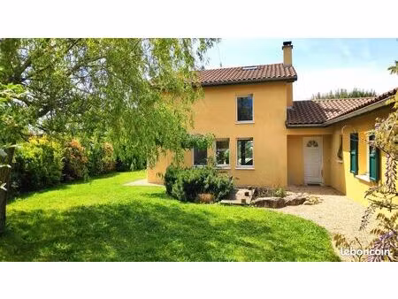 maison 6 pièces 150 m²
