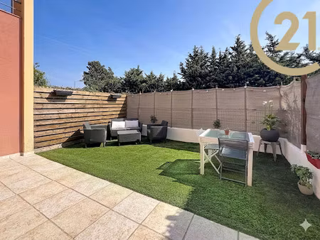 frejus rez-de-jardin en parfait etat - appartement 3 pièces