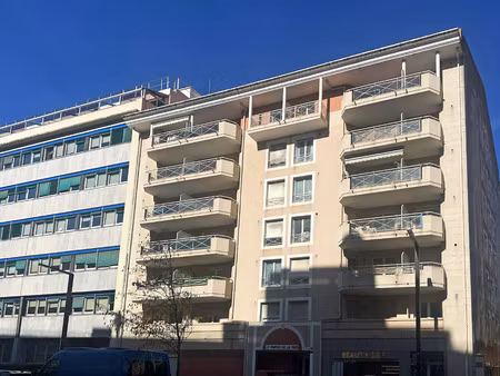 nice californie – studio avec coin nuit et balcon à 50 m de la mer
