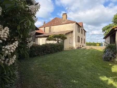 propriété à vendre plaisance 8 pièce(s) 230m2 244 500€