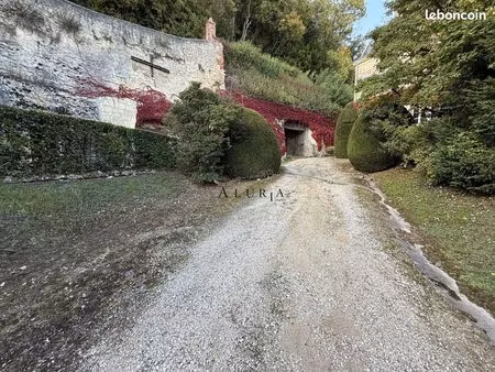 maison 13 pièces 349 m²