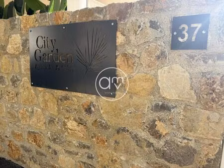 location parking hyeres 83400