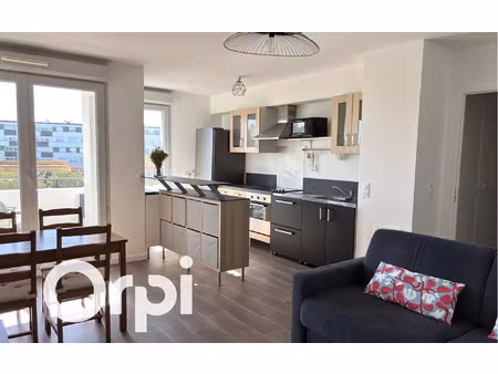 location appartement  58.5 m² t-3 à trappes  1 050 €