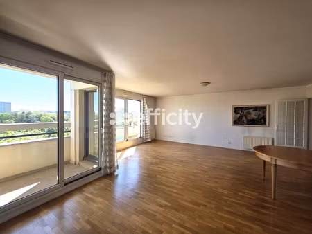 appartement 5 pièces - 107 m²
