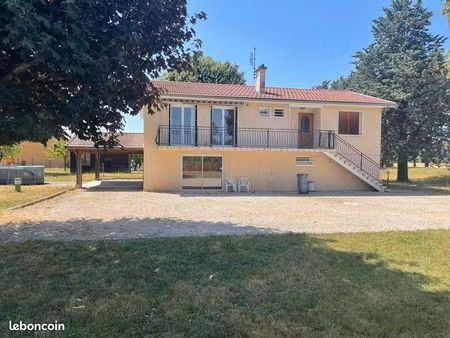plateau dans maison mitoyenne
