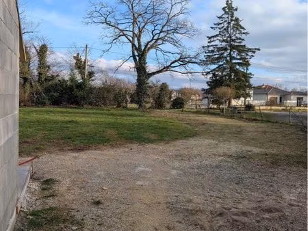 terrain à vendre. viriat. 680m2