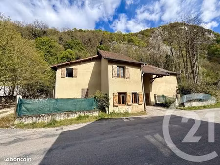 maison 5 pièces 191 m²