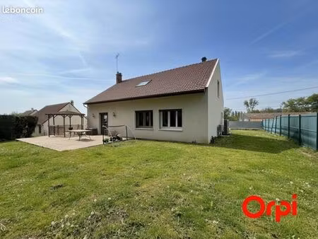 maison 5 pièces 138 m²