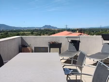 appartement tbe 63 m2 +29 m2 de terrasse 50 kms nice