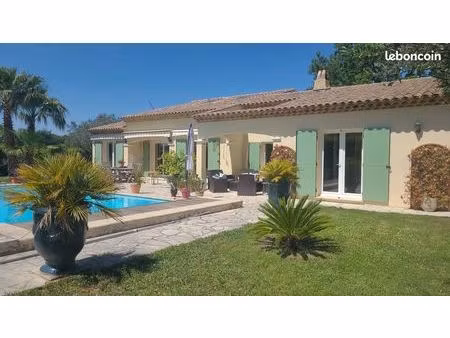belle provençale  4 chambres au calme et ensoleillée