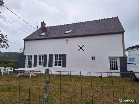 maison en pierres couleuvre