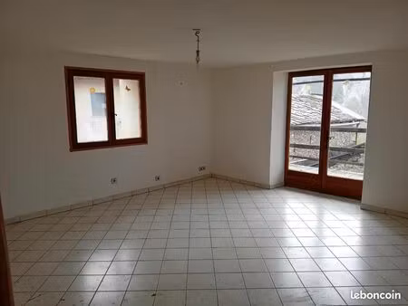 très bel appartement à louer à saint-véran (queyras)
