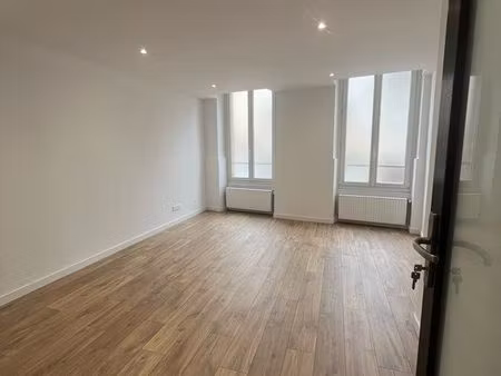 bureau 18 m2 - centre ville