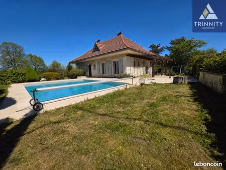 maison 6 pièces 148 m²