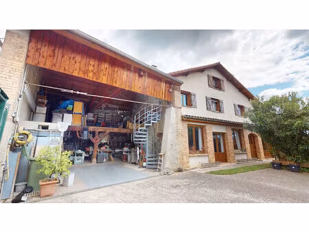 maison de 248m2 avec grange à eybens