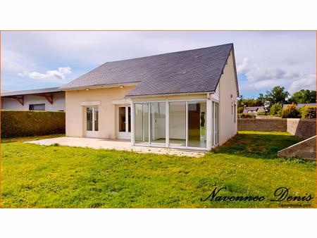 maison de 2008 de plain-pied avec géothermie - 2 chambres - 180 000€