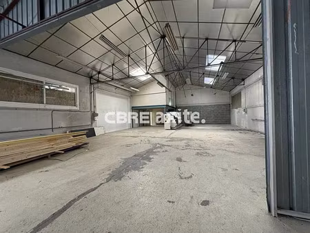 location local d'activités mouxy 534 m²