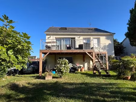 à louer maison 121 2 m² – 1 500 € |avrillé