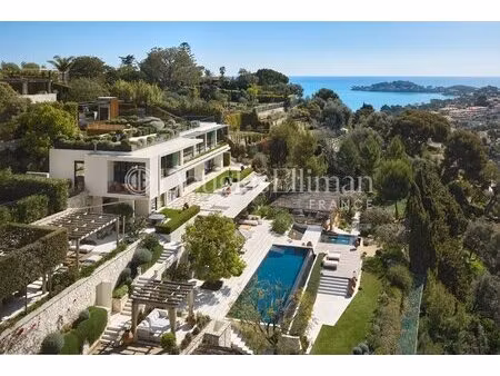 villefranche-sur-mer - propriété contemporaine luxueuse et raffinée face à la mer