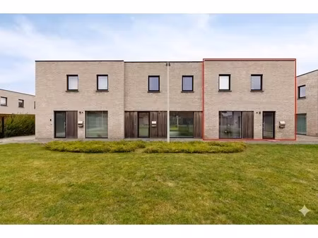 huis te huur in eeklo met 3 slaapkamers